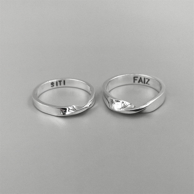 92.5 Silver Infinity Bounds Couple Hidden Name Ring