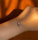 Load image into Gallery viewer, 92.5 Silver white emerald Bracelet For her
