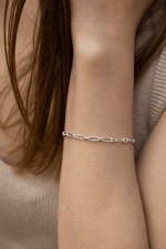 Load image into Gallery viewer, Silver Box Original 925 Silver Paper Clip Unisex Bracelet
